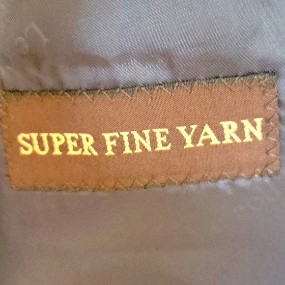 Super Soft Single breasted suit - Picture 7 of 10